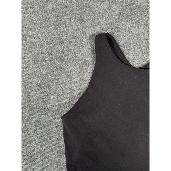 Athleta Conscious Crop Black Bra Top Built in Shelf Size Medium Yoga Pilates EUC - Picture 3 of 10